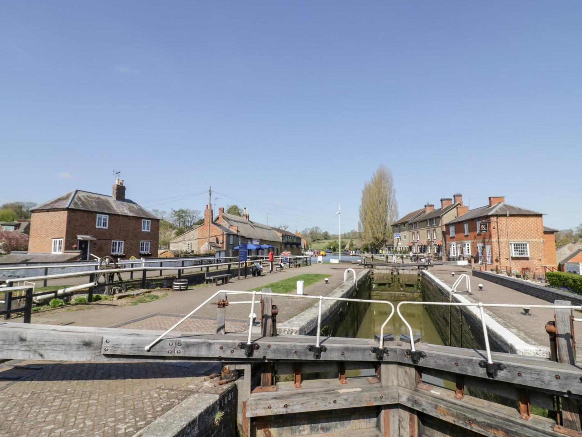 4 Canalside Cottages Тоустър Екстериор снимка